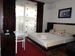 Апартаменты Apartments FourRoses Улцинь Номер-студио-3