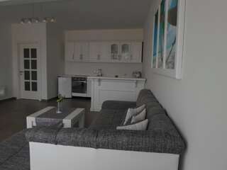 Апартаменты Apartments FourRoses Улцинь Улучшенные апартаменты-1