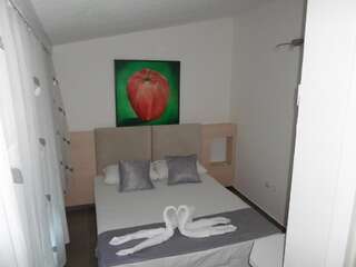 Апартаменты Apartments FourRoses Улцинь Улучшенные апартаменты-10