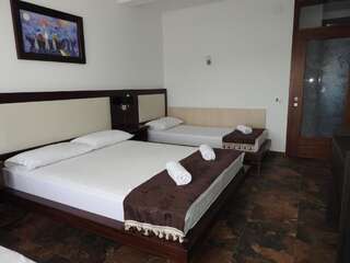 Апартаменты Apartments FourRoses Улцинь Апартаменты с 3 спальнями-9