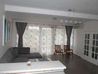 Апартаменты Apartments FourRoses Улцинь Улучшенные апартаменты-3